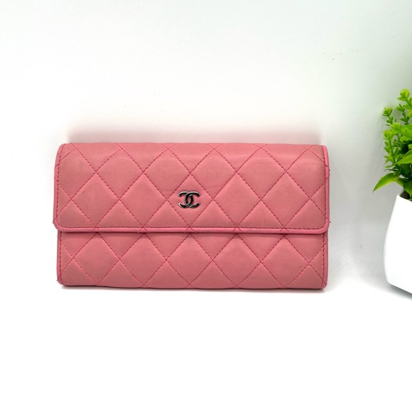 Authentic Chanel pink lamb skin long wallet ❤️ - Picture 1 of 12